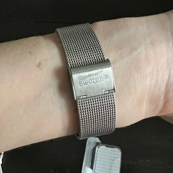 Swatch Skin Collection Stainless steel watch - Picture 4 of 5